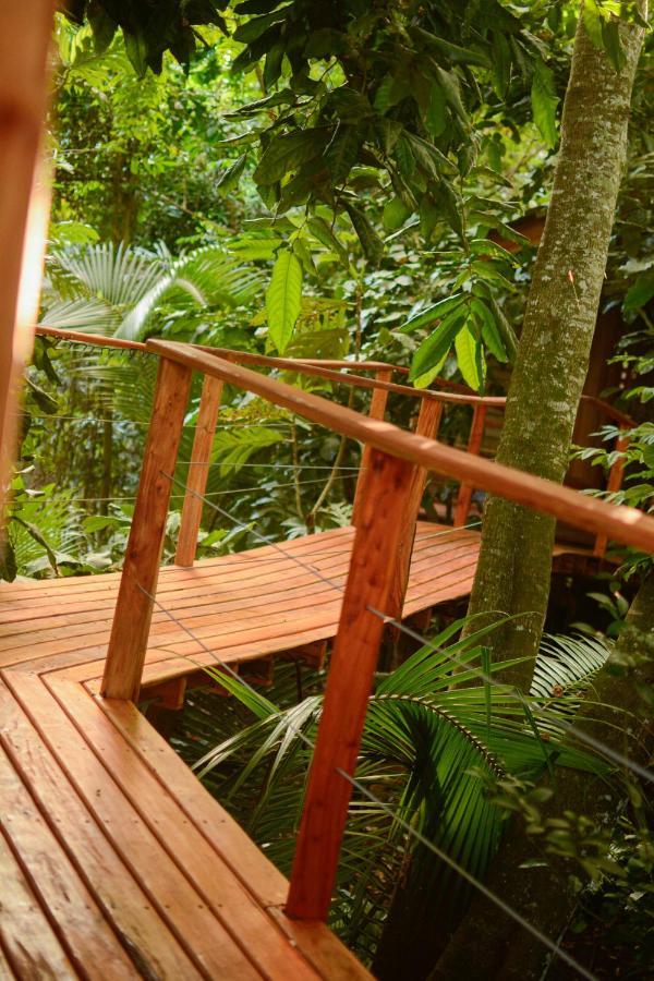 Tukulolo Treehouses Makaunga Экстерьер фото