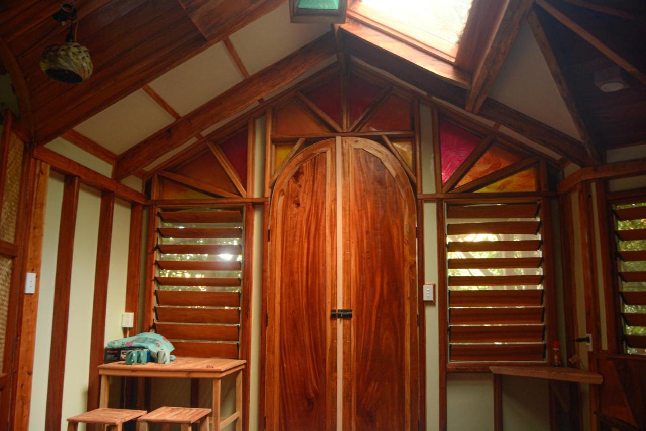 Tukulolo Treehouses Makaunga Экстерьер фото