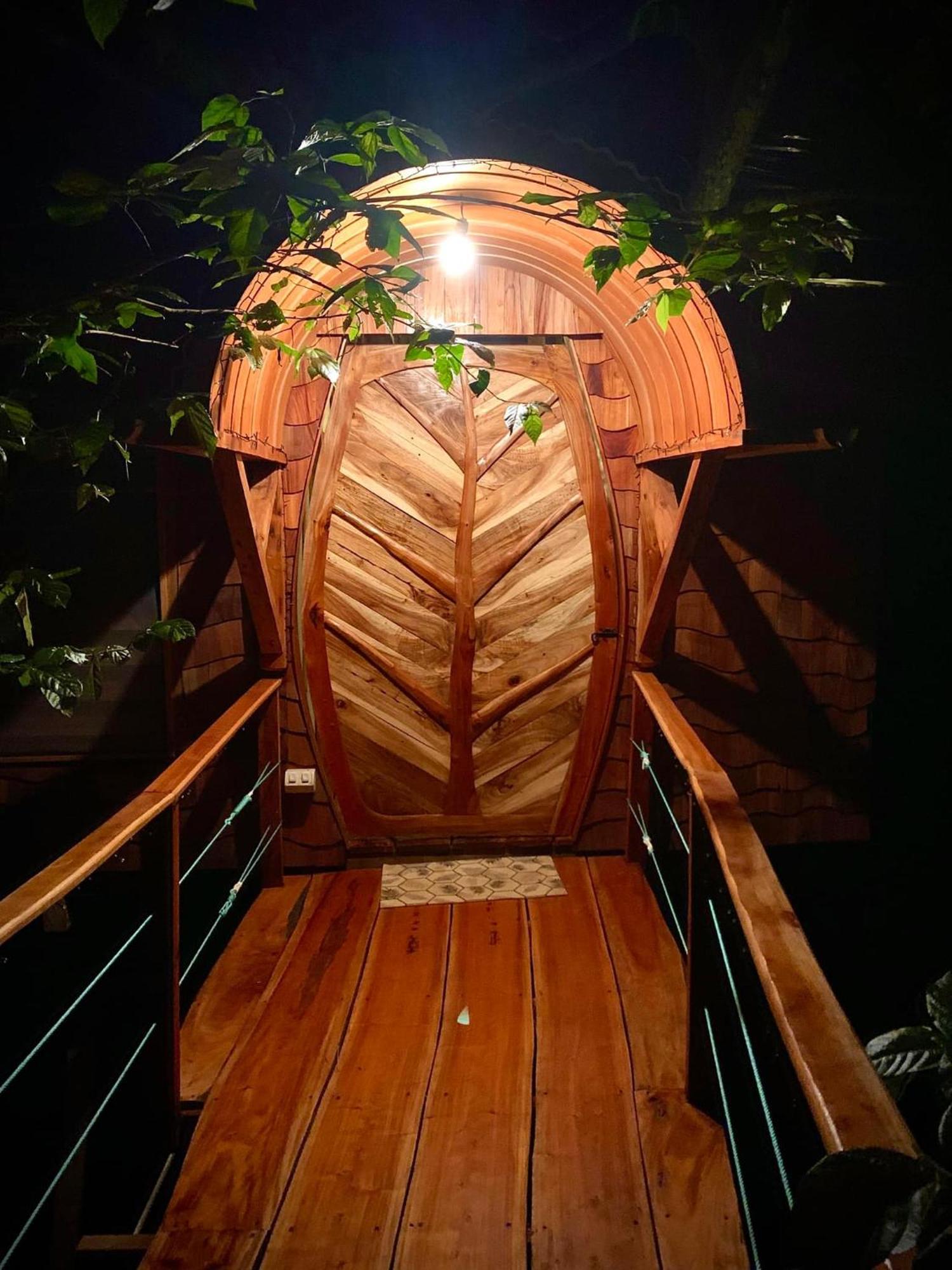 Tukulolo Treehouses Makaunga Экстерьер фото